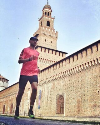 It is our goal to offer in more  cities & trail locations worldwide running tours.

A city like Milan & Bilbao have or limited possibilities to book a tour.

Will you be the next running guide in your own city?

Pic @run_tonio84 

#runningtour #milan #milano #runningguide #italy #bilbao #correre #correr #courir #guide #tourguide