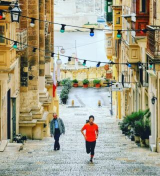 You can explore a city on your own.

With a local running guide the city comes alive via their interesting stories and fun facts.

Running guides show the best your destination has to offer.

In Malta: @runningtours_malta

Pic: @tuxahanoi 

#runningtour #sightrun #malta #valletta #lauftour #laufen #runtravel #travelandrun #run #instarun #correr #courir #lauf #hardlopen #löpning